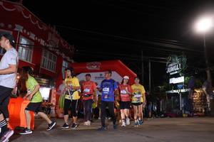 BIB: 211
                            <button type="button" onclick="openModal(26228960)" class="btn btn-primary btn-sm float-right btn-popup" data-toggle="modal" data-target=".modal-high-quality">
                        <i class="fas fa-shopping-cart"></i> Add to Cart
                    </button>
                                            <button type="button" onclick="isThisMe(26228960, true)" class="btn btn-success btn-sm float-right btn-popup btn-isme hidden" data-toggle="tooltip" data-placement="bottom" title="นี่คือรูปของคุณใช่ไหม คลิกที่นี่เพื่อเอาเข้าอัลบั้ม">
                        <i class="fas fa-plus"></i> Add to album
                    </button>
                    <button type="button" onclick="isThisMe(26228960, false)" class="btn btn-warning btn-sm float-right btn-popup btn-isnotme hidden">
                        <i class="fas fa-ban"></i> Remove from album
                    </button>